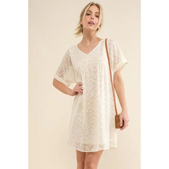 And The Why Woven Leopard Print Babydoll Roll-Sleeves Casual Mini Dress | White - Picture 7 of 9